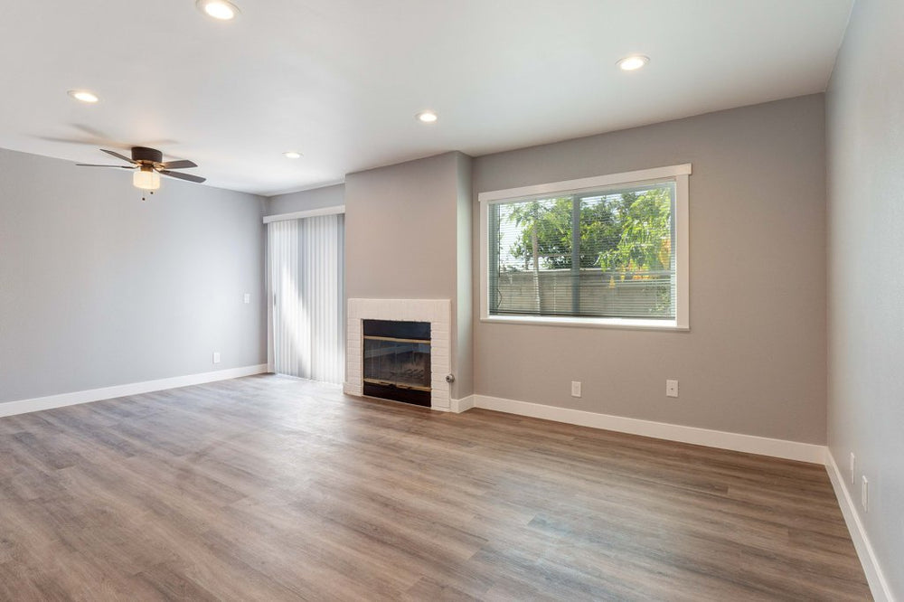 Virtual Staging - https://shopdigitalrealtyx.com/products/virtual-staging